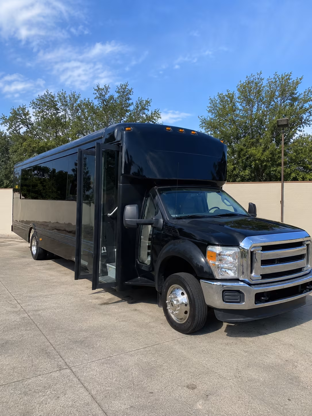 little elm 20 passenger party bus